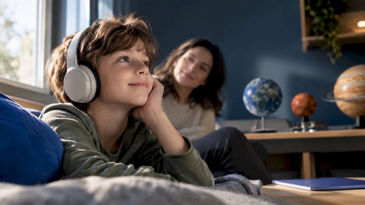 Weekly Science Podcasts for Kids 4–9: Personalized Superhero Stories