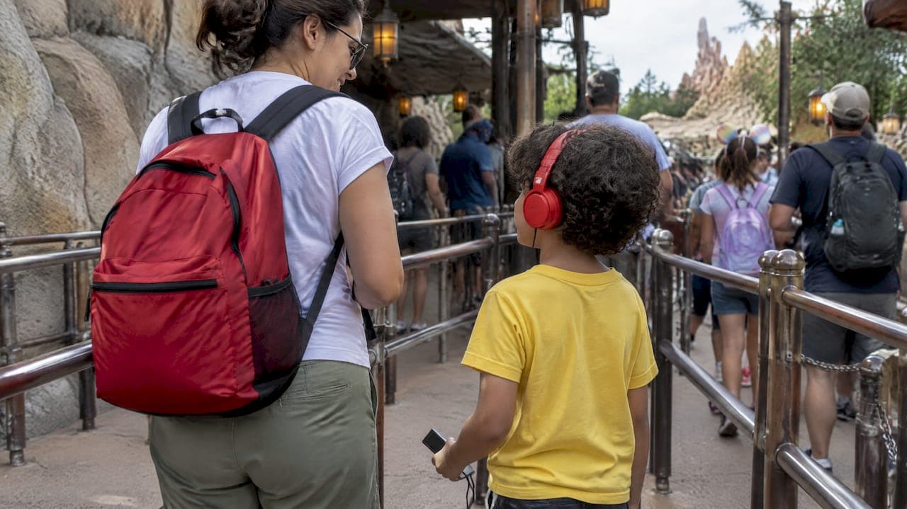 One Screen Free Day at Disney: Parents' Checklist and No Tablet Audio